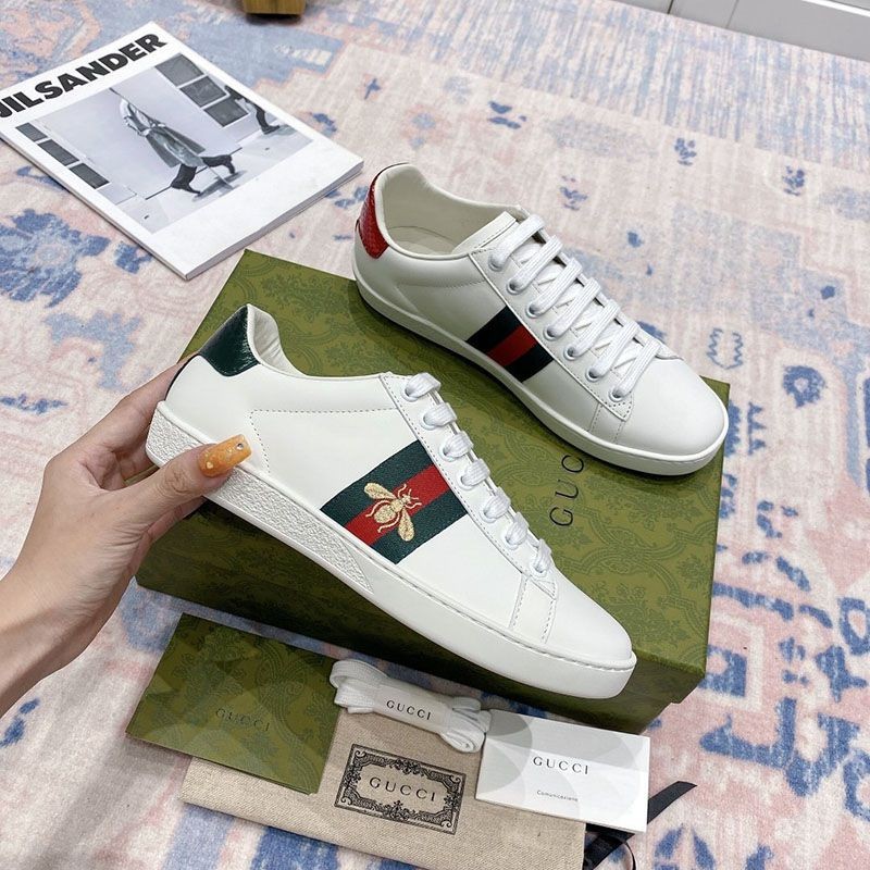 Rare Gucci [Ace] GG Supreme women's sneakers with bee gua48882