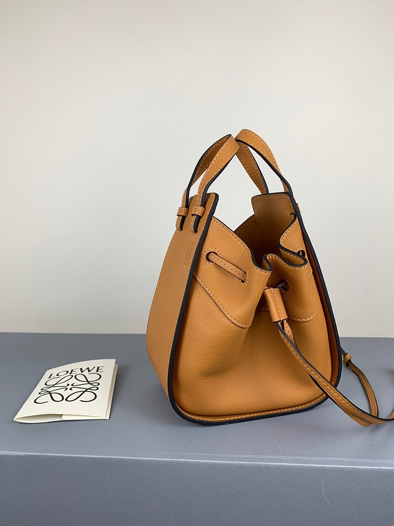 Loewe Hammock Drawstring Shoulder Bag Lot31315 - Sold Out