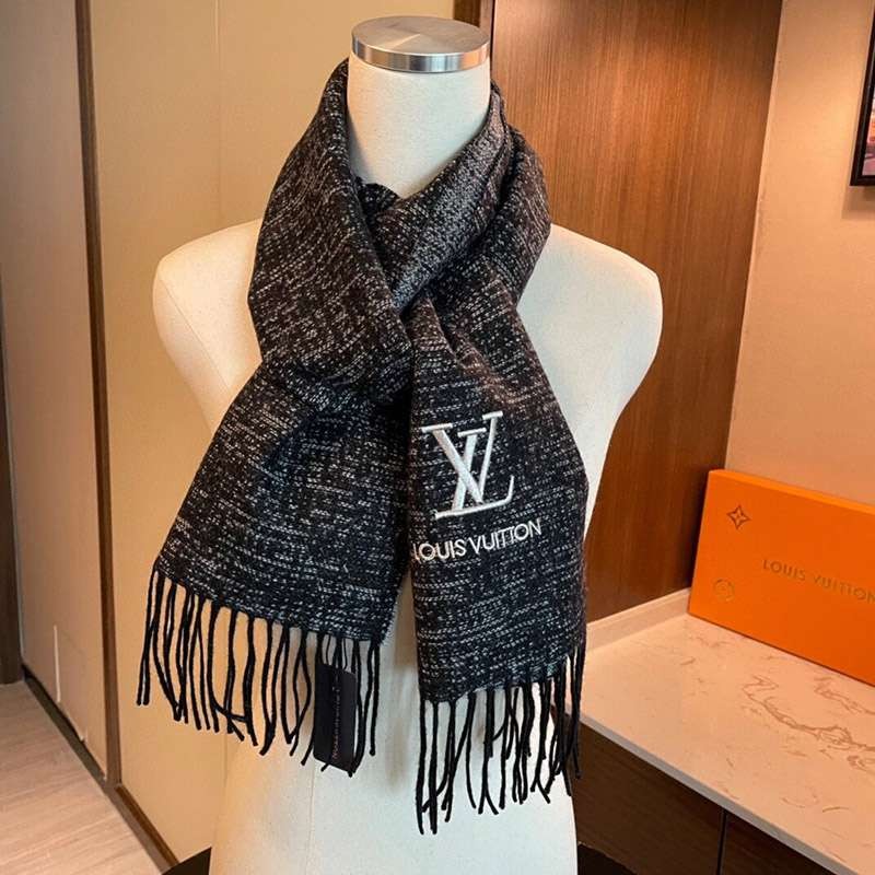 Perfect gift? Louis Vuitton Cashmere Tassel Scarf vug63600 Perfect gift? Louis Vuitton Cashmere Tassel Scarf vug63600