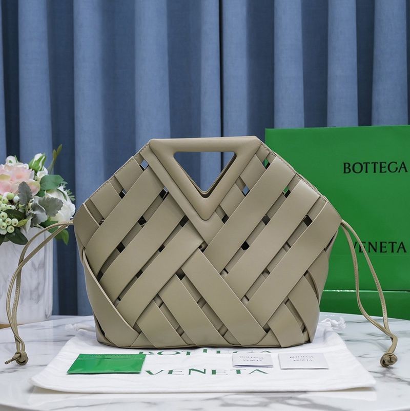 Sure to sell out Bottega Veneta Point Copy Top Handle Basket Medium Bag ★ Taupe 658697V0EO11520
