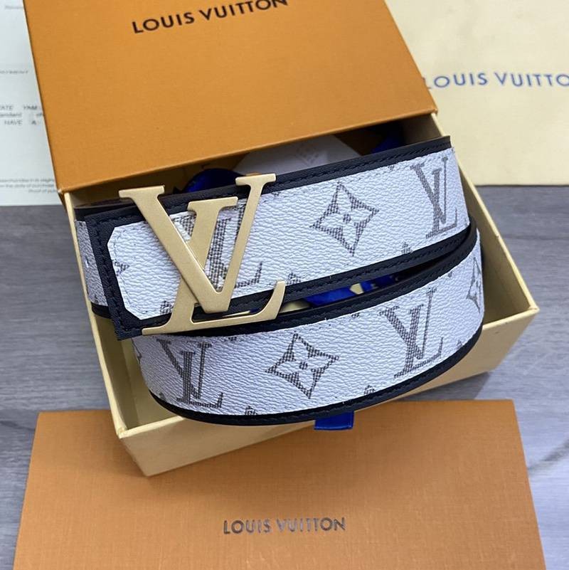 Cute Louis Vuitton Santur? LV Initial Copy 40MM Reversible Belt vuo86362