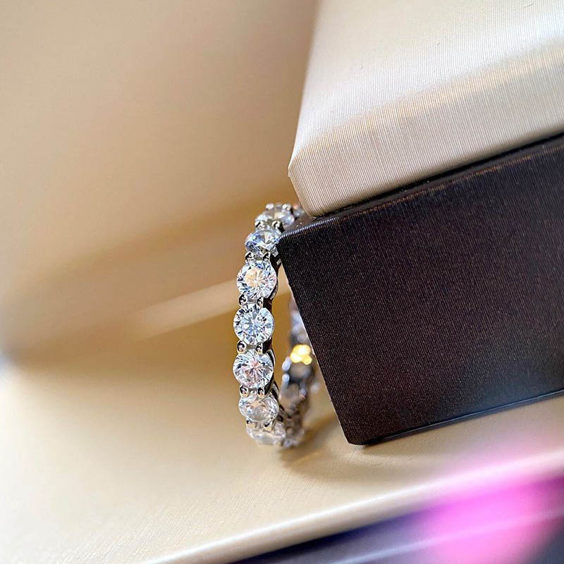 The hot topic! Tiffany Diamond Wire Ring Tiy12481