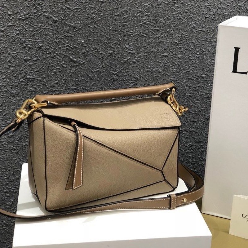 Loewe Puzzle Bag Replica Tricolor Shoulder Bag log84488