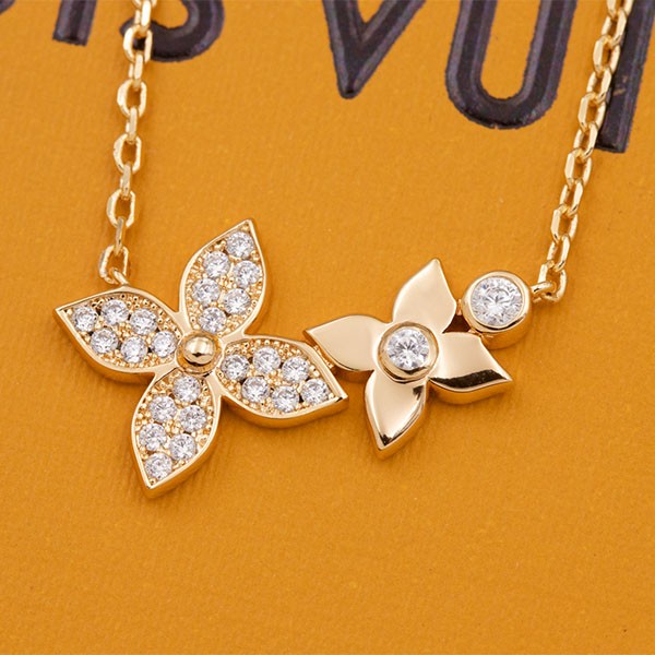 No.1 popular Louis Vuitton replica pendantif star blossom double necklace Q93689
