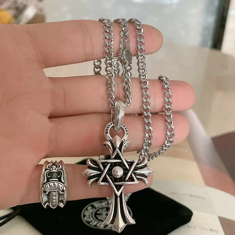 Very popular: Chrome Hearts necklace replica small CH Cross Veil 24" paper chain Kua97964