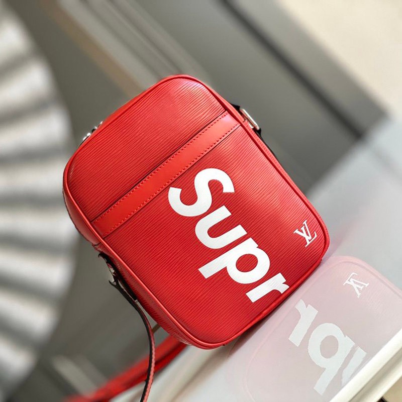 21-22AW New Supreme Louis Vuitton Shoulder Bag Replica Leather Danube PM Shoulder Bag Red vue71778 21-22AW New Supreme Louis Vuitton Shoulder Bag Replica Leather Danube PM Shoulder Bag Red vue71778