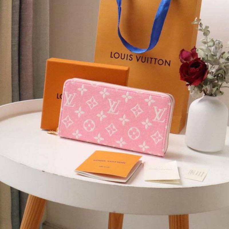 The hot topic! Louis Vuitton Zippy Wallet Replica M81182 The hot topic! Louis Vuitton Zippy Wallet Replica M81182