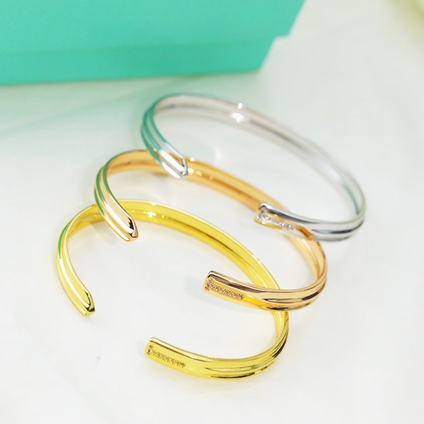 Rare Tiffany Replica Silver Narrow Cuff Bracelet Tib37135 Rare Tiffany Replica Silver Narrow Cuff Bracelet Tib37135