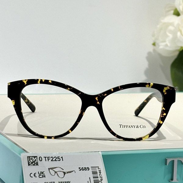 Love at first sight? Tiffany eyeglass frames replica Tia17675