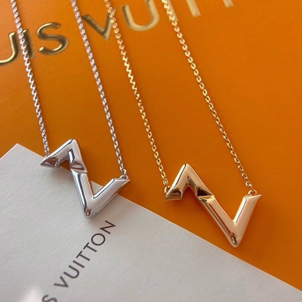 Rare color Louis Vuitton pendantif LV Volt fake Upside vub83655