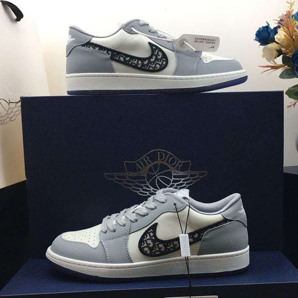 Great for walking! Dior x Nike Air Jordan 1 Replica Low Sneakers OG Wolf Grey/Black Sail White CN8608 002