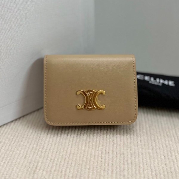 Extremely rare! Celine Triomphe Compact Wallet Nude Wallet Replica 10K623DPV03ND Extremely rare! Celine Triomphe Compact Wallet Nude Wallet Replica 10K623DPV03ND