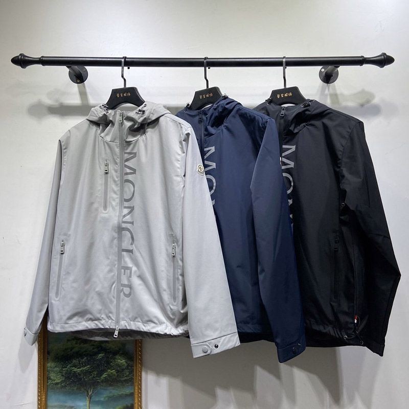 No customs duties Moncler replica sweatshirt zip-up hoodie 3 colors mov14197 No customs duties Moncler replica sweatshirt zip-up hoodie 3 colors mov14197