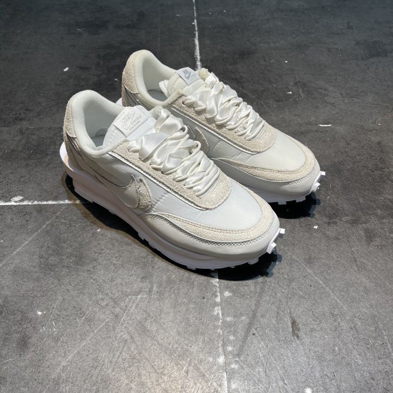 Cute and comfortable to wear, Sacai x Nike replica LD waffle nylon white BV0073-101