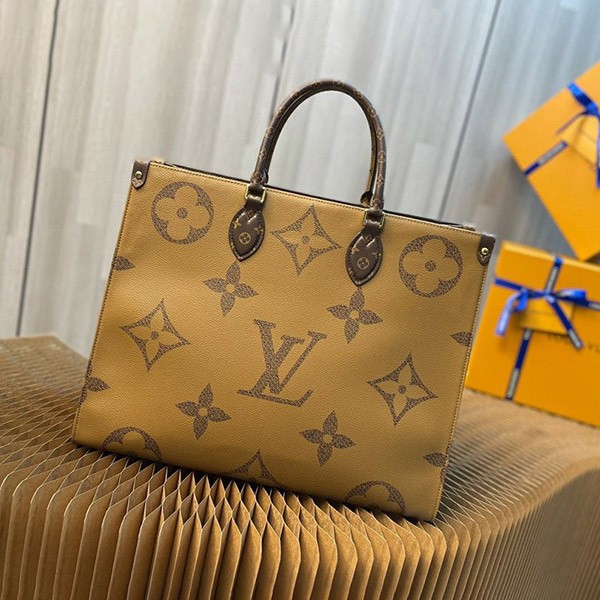 [Limited Color] Louis Vuitton On the Go GM Replica Giant Monogram Cute Large Monogram M44576