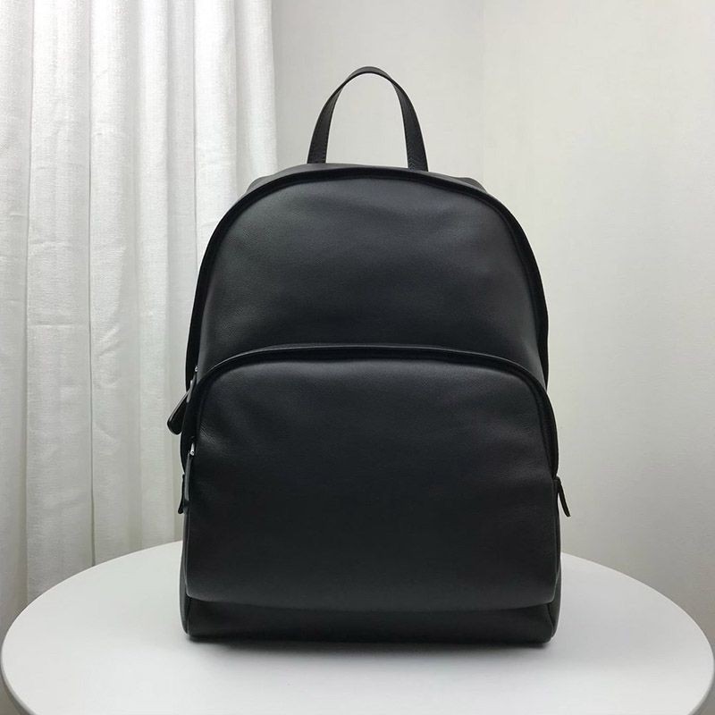 Competition for Prada's new product [Leather Saffiano Backpack Replica] puu08763