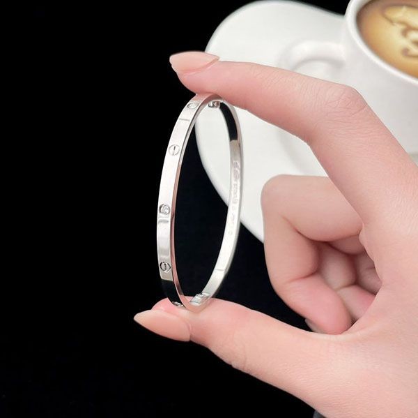 Tracking included Cartier LOVE bracelet replica white gold kan75602