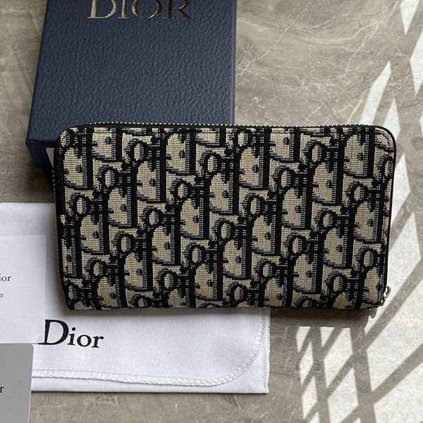 Very popular all over the world? Dior long zip wallet replica dev39833