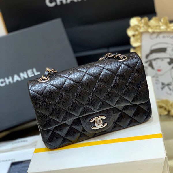 [Used by many celebrities] Rare color Chanel caviar skin mini flap bag miniFLAP cc2108272