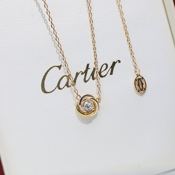 Competition? Cartier Diamant fake Legend necklace kaz92550