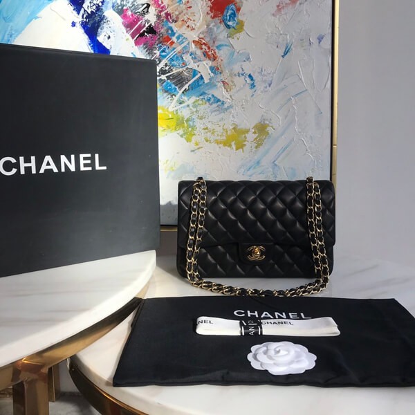 Stylish? Chanel Matelasse Chain Bag Black shz27111