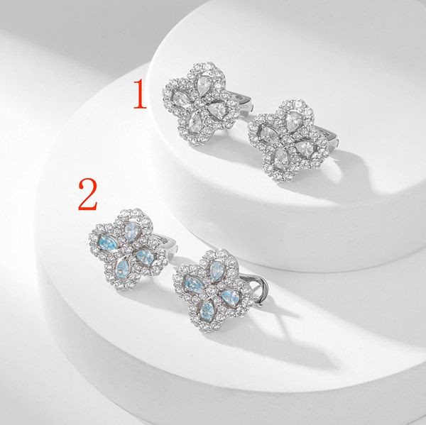 Harry Winston Loop Full Motif Aquamarine Earrings inz61118