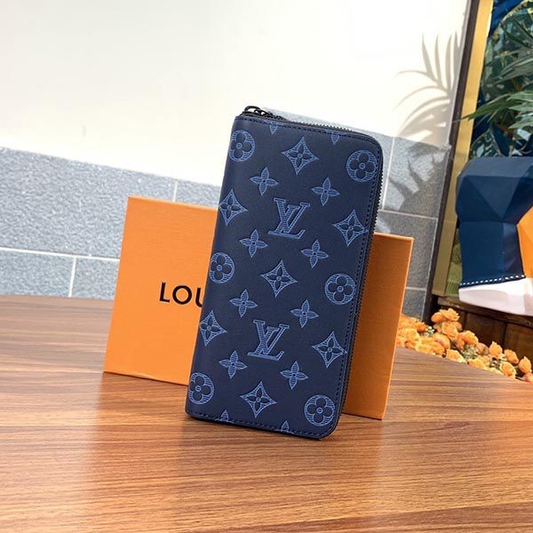 Louis Vuitton Zippy Wallet Replica Vertical Shadow M80423 Louis Vuitton Zippy Wallet Replica Vertical Shadow M80423