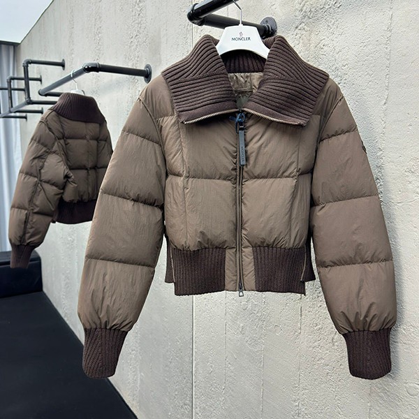 Best price challenge Moncler fake Jadeite cropped short down moj27133 Best price challenge Moncler fake Jadeite cropped short down moj27133