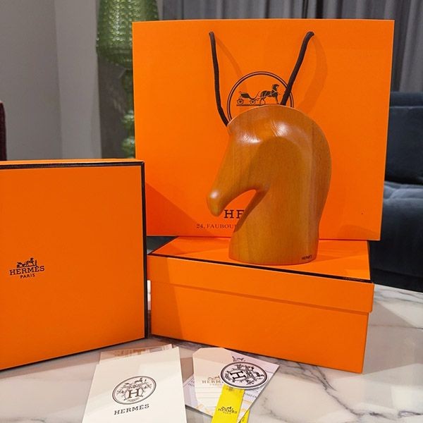 Recommended Hermes Paperweight Imitation Orange Wood x Leather Horse erq48581