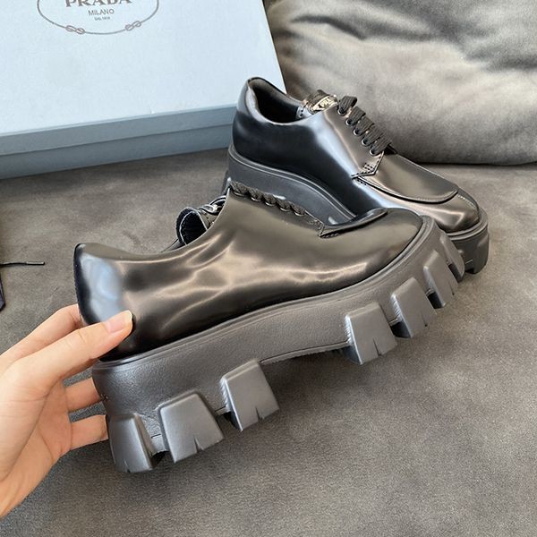 [Prada] The most voluminous☆Men's Monolith Loafers Replica Black puf18046