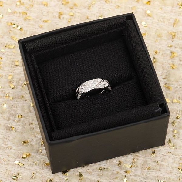 Chanel Coco Crush Replica Collection Full Diamond Ring shi87955