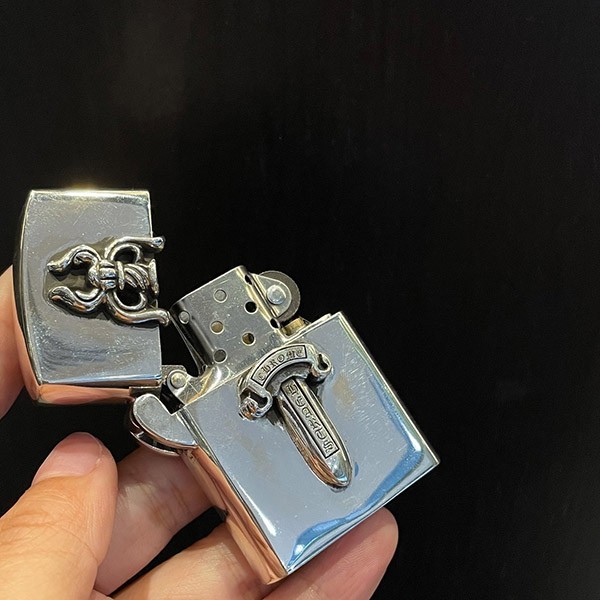 Free shipping Chrome Hearts Zippo fake Zippo Dagger LIGHTERZ-V6 Oil lighter Kux36864