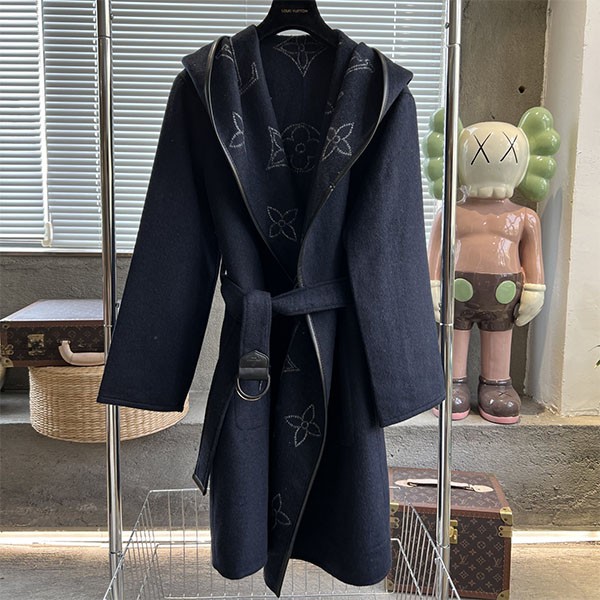 ☆Super popular☆Louis Vuitton Replica Reversible Mahina Monogram Wrap Coat vuc52050