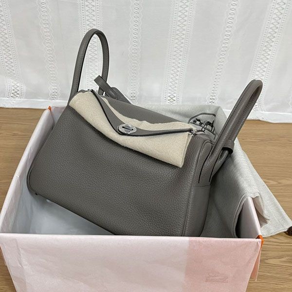Hermes Lindy 26 Silver Taurillon Clemence erd75860 Hermes Lindy 26 Silver Taurillon Clemence erd75860