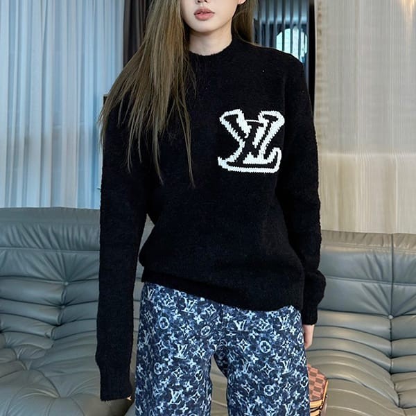 Extremely rare! Louis Vuitton replica wool blend crew neck sweater 1AF324