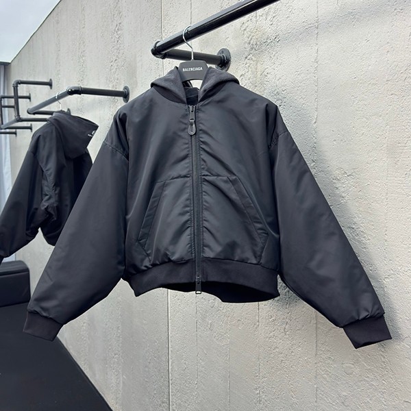 No.1 Popular Balenciaga Hooded Padded Bomber Jacket Replica bay81337