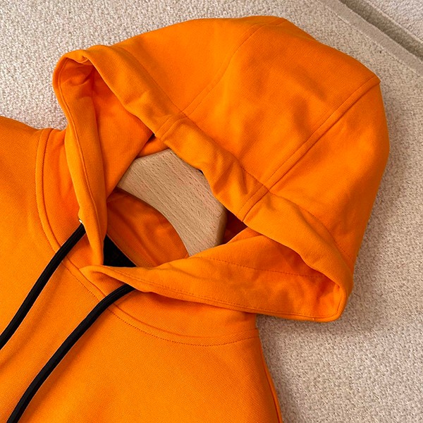 Reserved Moose Knuckles Replica Gold Tone Logo Hoodie mon70404