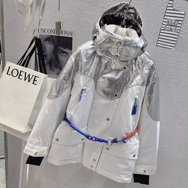 Louis Vuitton Replica Elect Accent Ski Jacket vup84037