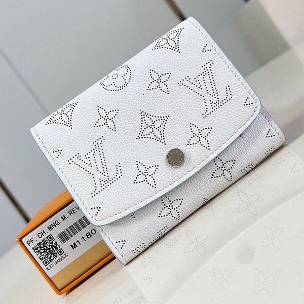 I definitely want it! Louis Vuitton Portefeuille Iris Wallet, Cheap M11802