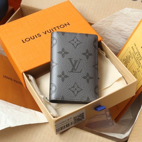 Louis Vuitton Organizer De Poche M30837, loved by many celebrities Louis Vuitton Organizer De Poche M30837, loved by many celebrities