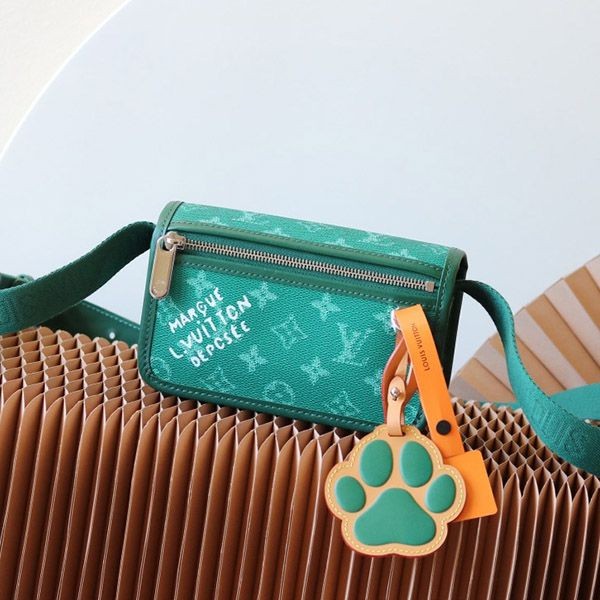 Hard to find Louis Vuitton Bosphore wearable shoulder bag M12637 Hard to find Louis Vuitton Bosphore wearable shoulder bag M12637