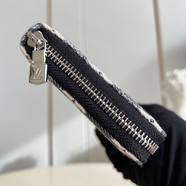 Louis Vuitton Zippy Wallet Replica Long Wallet M81858 Sold Out