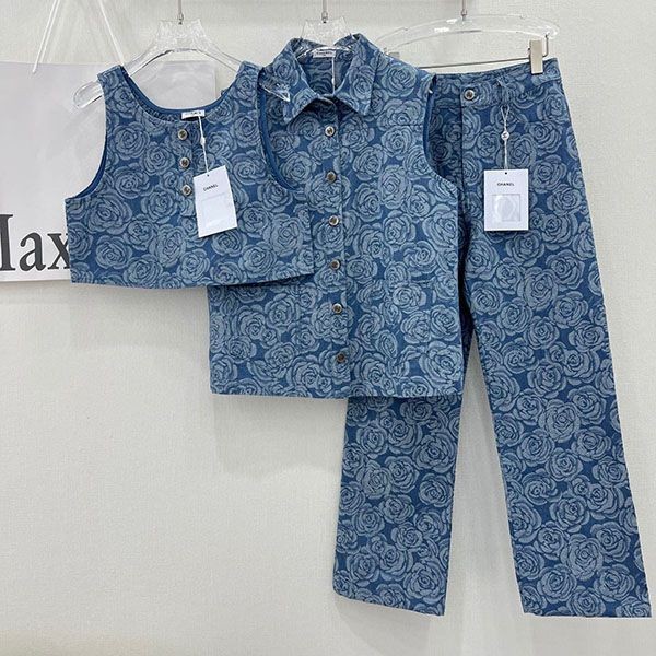 Eye-catching color Chanel Camellia jacquard denim top and bottom set shs83701