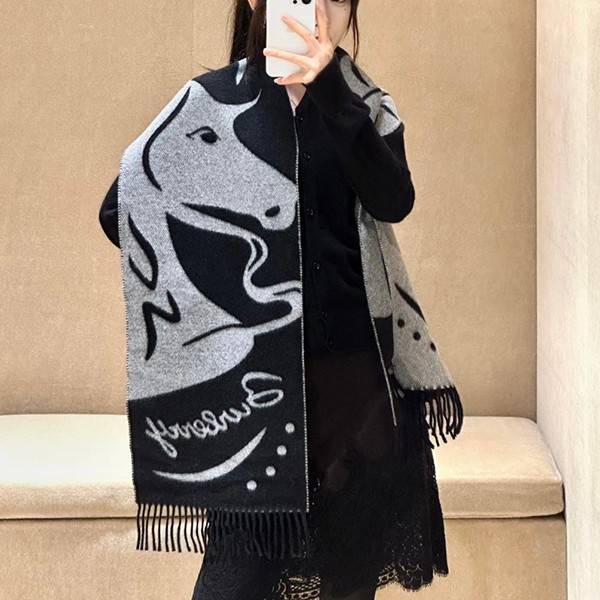 Perfect as a gift Burberry Replica Horsebit Scarf Muffler Bau83326