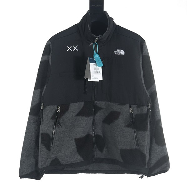 North Face Replica Kaws Retro 1995 Denali Jacket