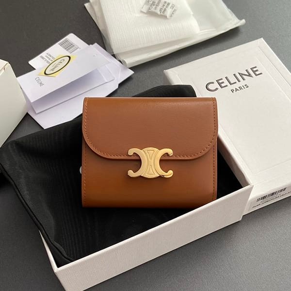 Recommended Celine replica small wallet Triomphe wallet olive Cez55329 Recommended Celine replica small wallet Triomphe wallet olive Cez55329