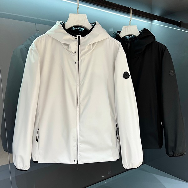 Luxury brand Moncler DUSLER short down jacket parody 2 colors mox41427 Luxury brand Moncler DUSLER short down jacket parody 2 colors mox41427