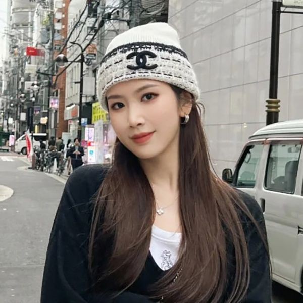 [Winter staple ☆ Domestic shipping] Chanel Coco Mark knitted hat beanie replica shy81763