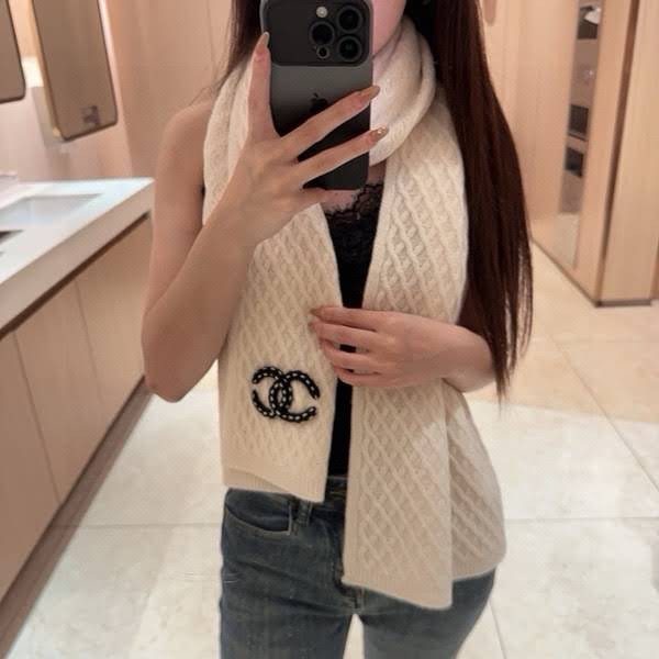 Perfect gift Chanel scarf, cashmere pink scarf, replica shs28532