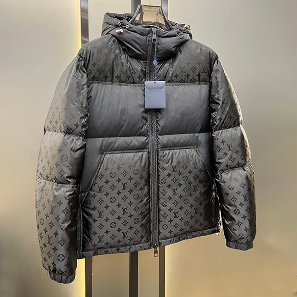 Very popular! Louis Vuitton oversized down jacket replica vud22644 Very popular! Louis Vuitton oversized down jacket replica vud22644